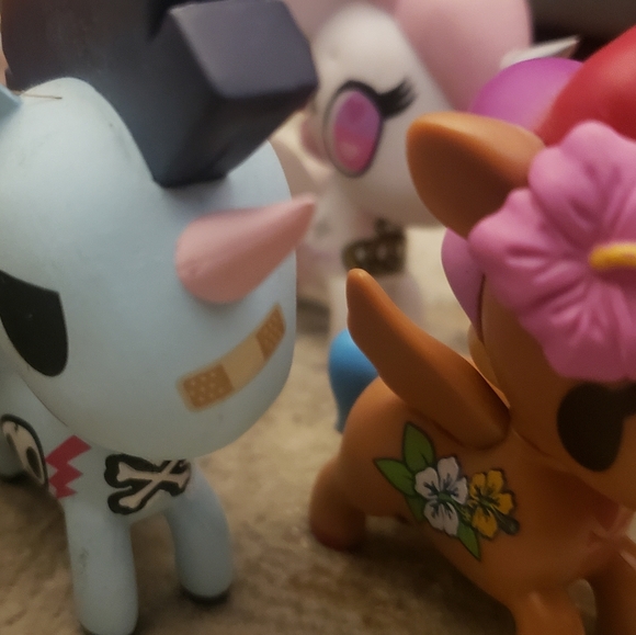 Tokidoki UNICORNO Collection - Picture 2 of 3